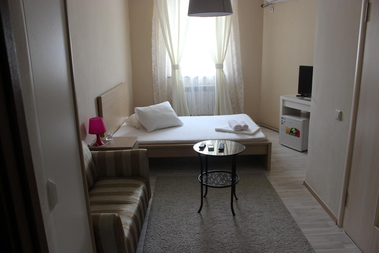 Hotel Jasmine Atyrau Exterior photo